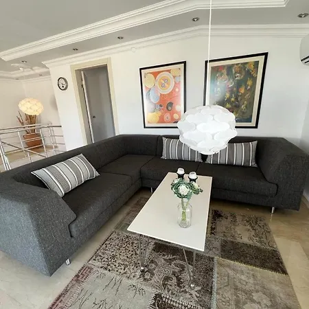 Ultra Lux Penthouse -275m2 - Waterfall Apartment *
