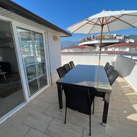 Ultra Lux Penthouse -275m2 - Waterfall Appartement